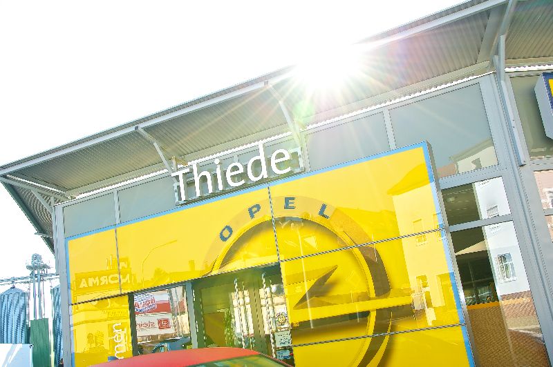 Das Autohaus Thiede Opel Vertragspartner in Schöningen Landkreis Helmstedt Niedersachsen für Neu-und Gebrauchtwagen JUNGE OPEL Test- und Vorführwagen