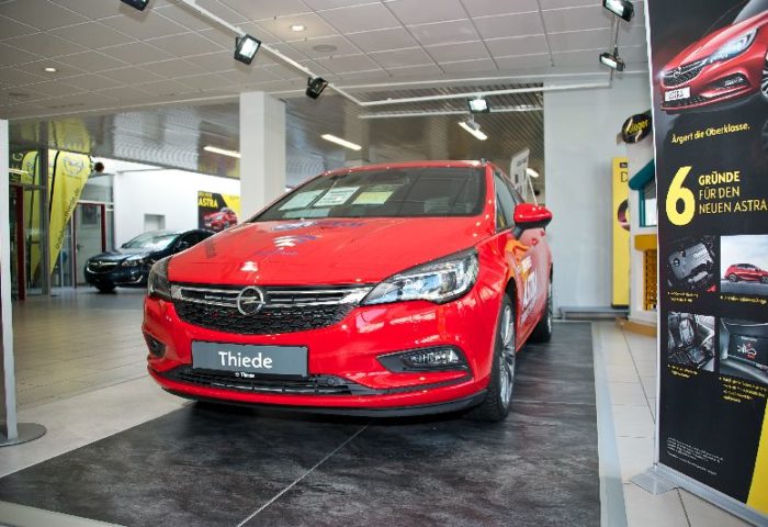 Opel Thiede Neuwagen Jahreswagen Testwagen Vorführwagen Neufahrzeug OPEL 05352/1853 Opel Thiede Neuwagen Jahreswagen Testwagen Vorführwagen Neufahrzeug OPEL 05352/1853