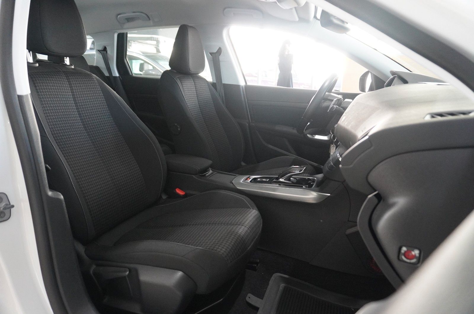 Fahrzeugabbildung Peugeot 308 SW 1.5D ACTIVE PACK NAVI/LED/VIRTU./SHZ/DAB+
