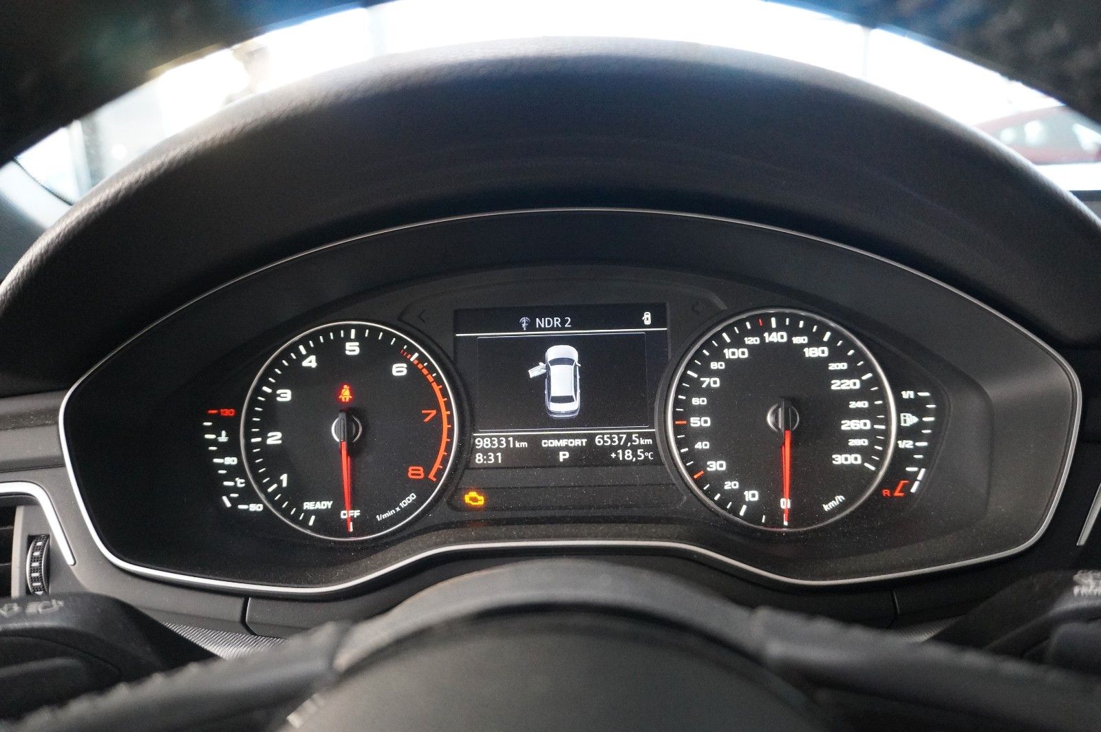 Fahrzeugabbildung Audi A4 Avant 2.0 TFSI SPORT ULTRA NAVI/LED/SHZ/AHK