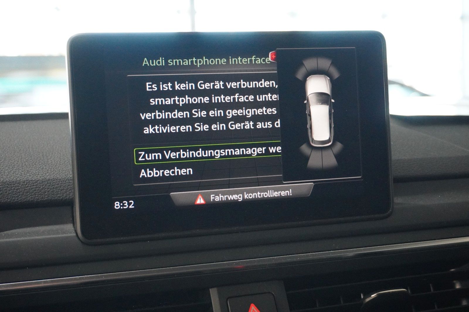 Fahrzeugabbildung Audi A4 Avant 2.0 TFSI SPORT ULTRA NAVI/LED/SHZ/AHK